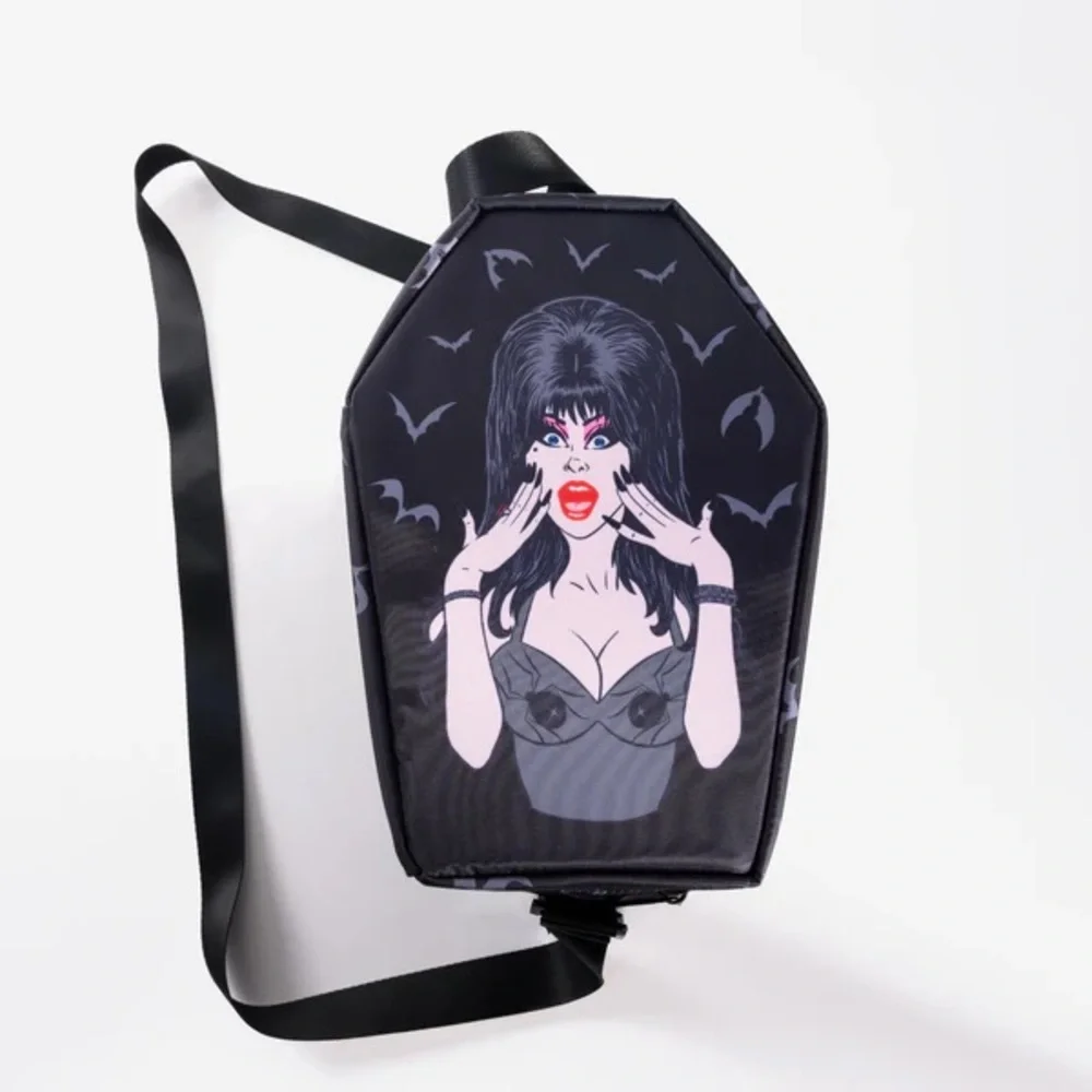 New sold out Elvira Gothic Coffin-Shaped Crossbody cooler Bag - Picture 1 of 3